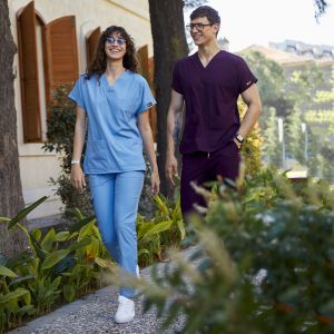 Hemşire Ve Doktor İş Elbiseleri